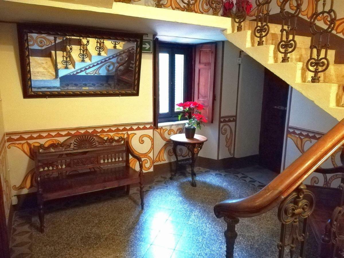 アレッツォ Castello Di Valenzanoヴィラ エクステリア 写真