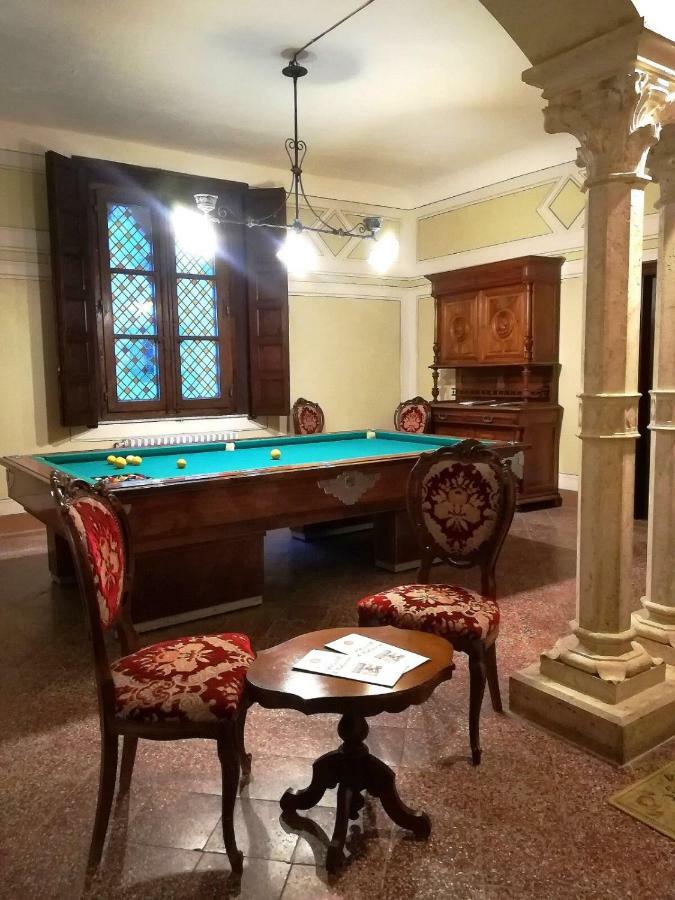 アレッツォ Castello Di Valenzanoヴィラ エクステリア 写真