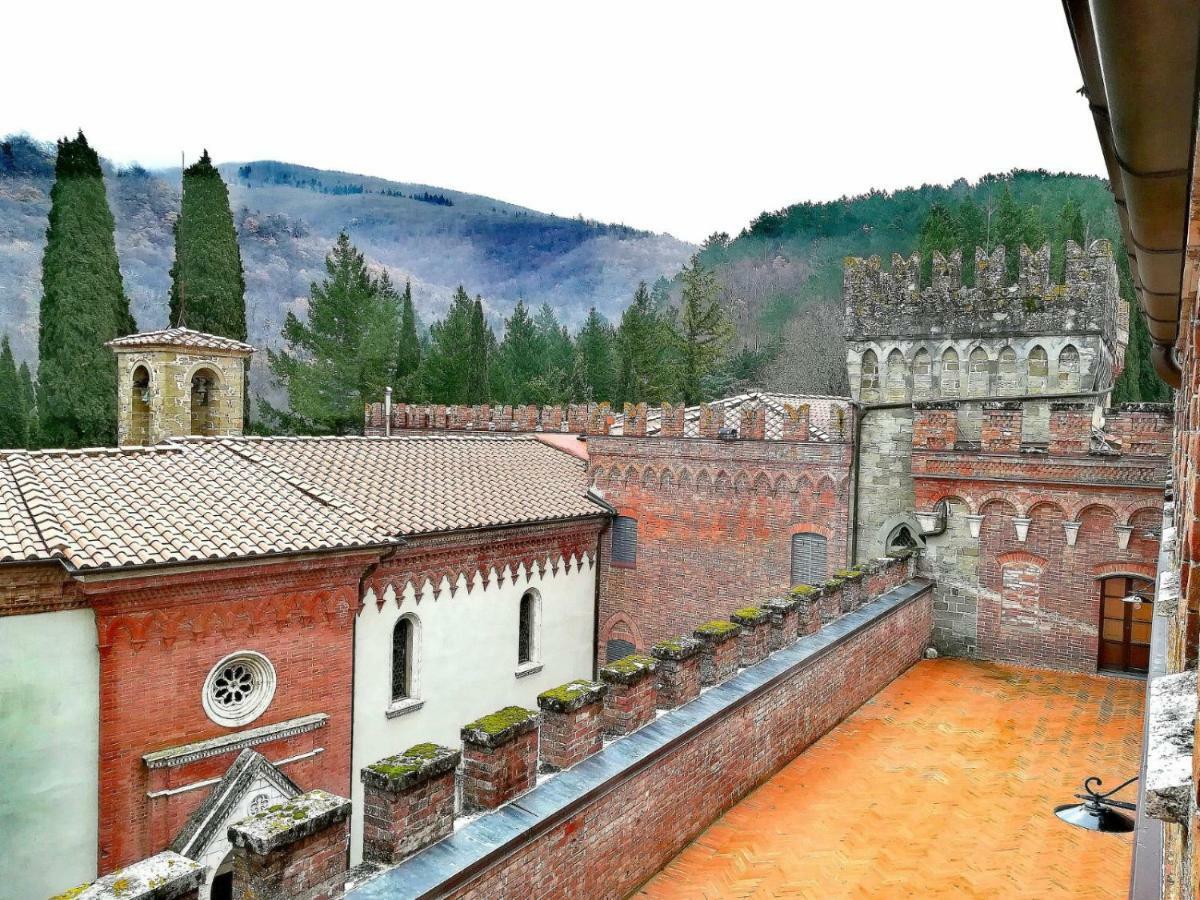 アレッツォ Castello Di Valenzanoヴィラ エクステリア 写真