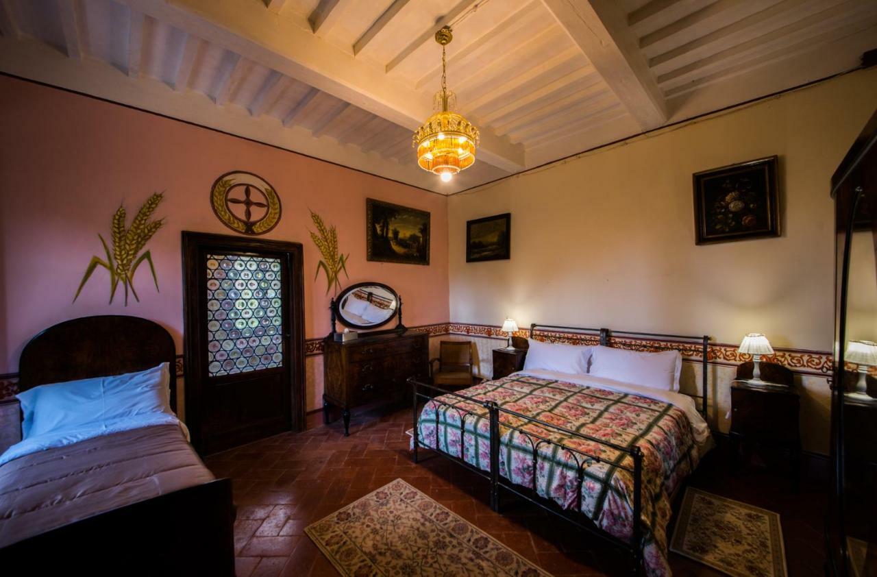 アレッツォ Castello Di Valenzanoヴィラ エクステリア 写真